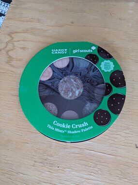 Hard Candy NWT Girl Scouts Cook Crush Thin Mints Shadow Palette